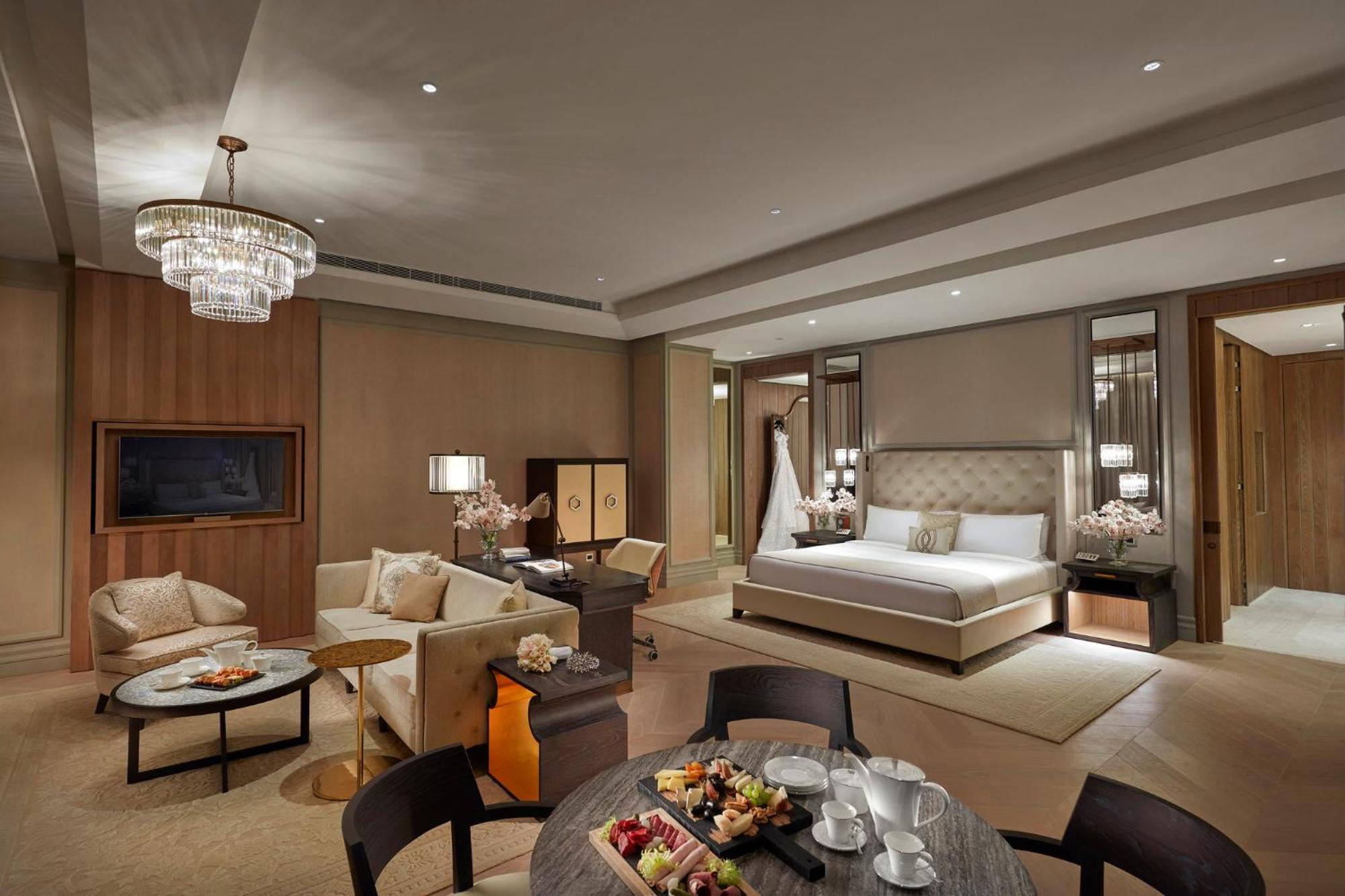 Mandarin Oriental Jumeira, Ντουμπάι Εξωτερικό φωτογραφία A suite at The Ritz-Carlton, Singapore